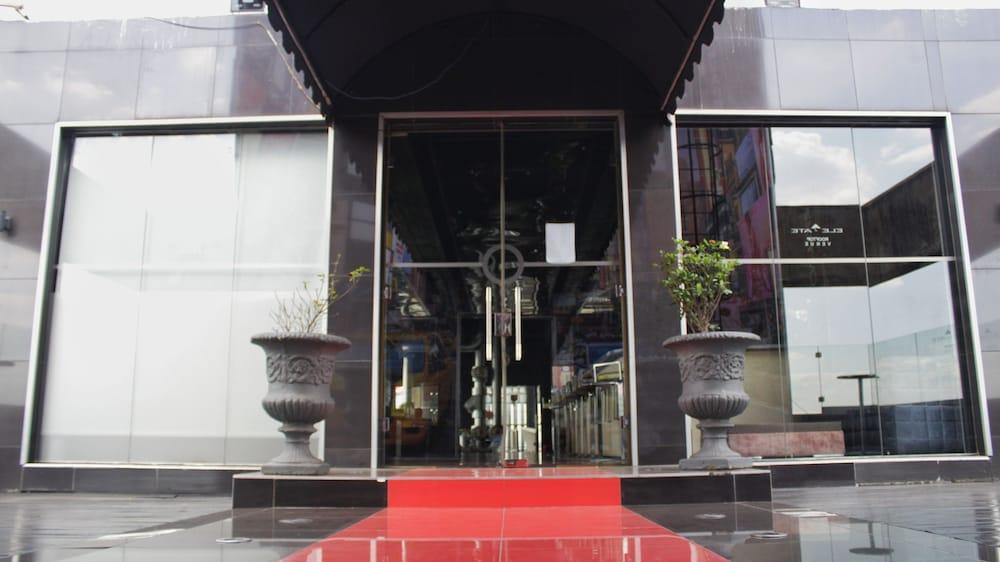 Reef Hotel Johannesburg Exterior photo