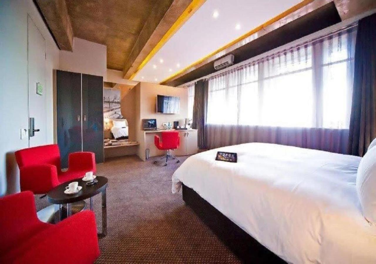 Reef Hotel Johannesburg Exterior photo